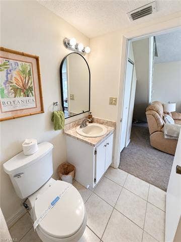 5840 Vancouver Cir, #2, Fort Myers, FL 33907 5840 Vancouver Cir, #2, Fort Myers, FL 33907