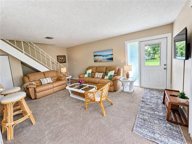 5840 Vancouver Cir, #2, Fort Myers, FL 33907 5840 Vancouver Cir, #2, Fort Myers, FL 33907