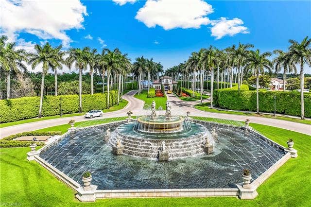 19044 Via Messina Way, Miromar Lakes, FL 33913 Entry Fountian