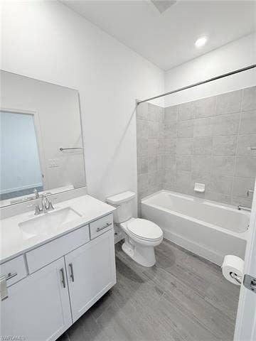 19274 Hinkley Dr, Estero, FL 33928 19274 Hinkley Dr, Estero, FL 33928