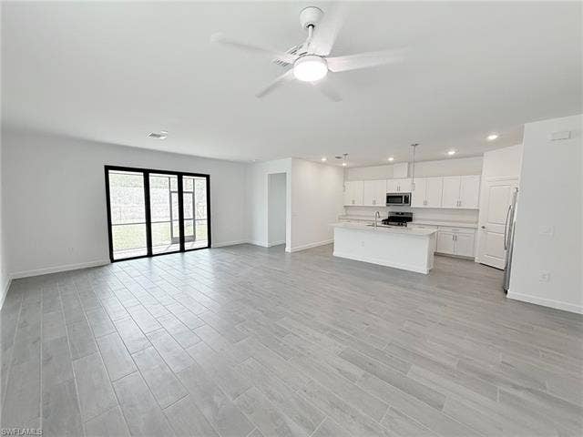 19274 Hinkley Dr, Estero, FL 33928 19274 Hinkley Dr, Estero, FL 33928