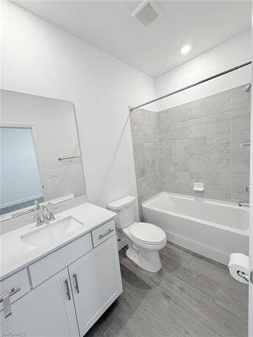 19274 Hinkley Dr, Estero, FL 33928 19274 Hinkley Dr, Estero, FL 33928