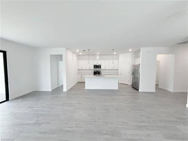 19274 Hinkley Dr, Estero, FL 33928 19274 Hinkley Dr, Estero, FL 33928