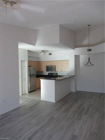 1105 Reserve Ct, #1-304, Naples, FL 34105 1105 Reserve Ct, #1-304, Naples, FL 34105
