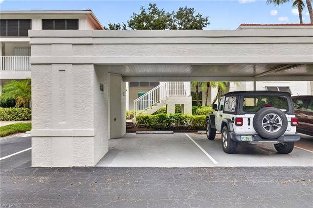 985 Tarpon Cove Dr, #203, Naples, FL 34110 985 Tarpon Cove Dr, #203, Naples, FL 34110