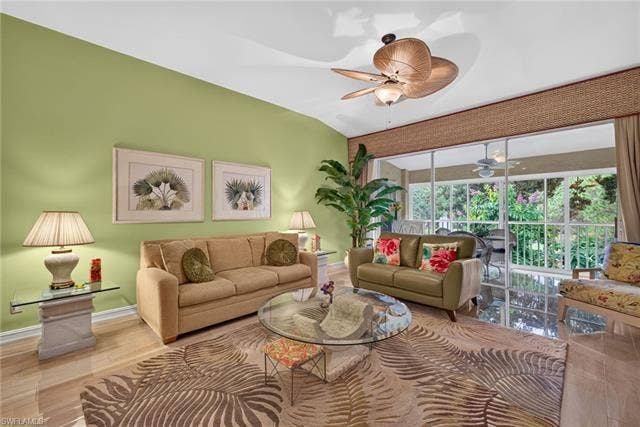 985 Tarpon Cove Dr, #203, Naples, FL 34110 985 Tarpon Cove Dr, #203, Naples, FL 34110