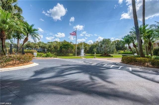 985 Tarpon Cove Dr, #203, Naples, FL 34110 985 Tarpon Cove Dr, #203, Naples, FL 34110
