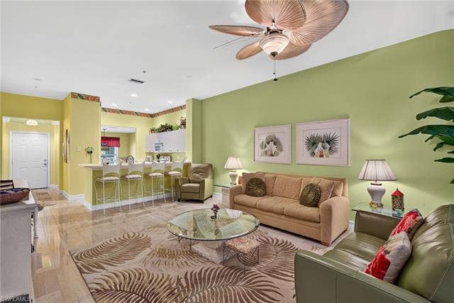 985 Tarpon Cove Dr, #203, Naples, FL 34110 985 Tarpon Cove Dr, #203, Naples, FL 34110
