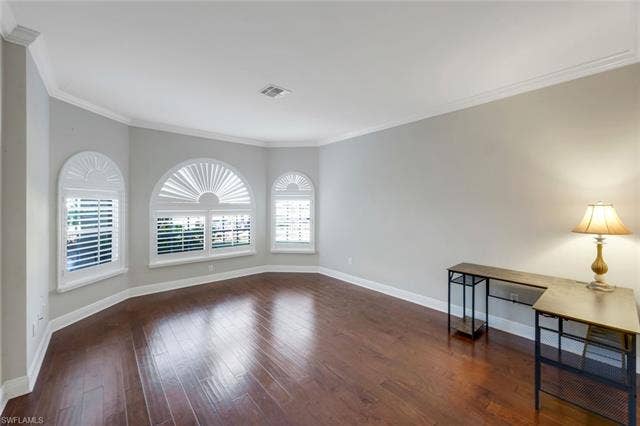 25295 Catskill Dr, Bonita Springs, FL 34135 1st Floor Private Suite Living Room.