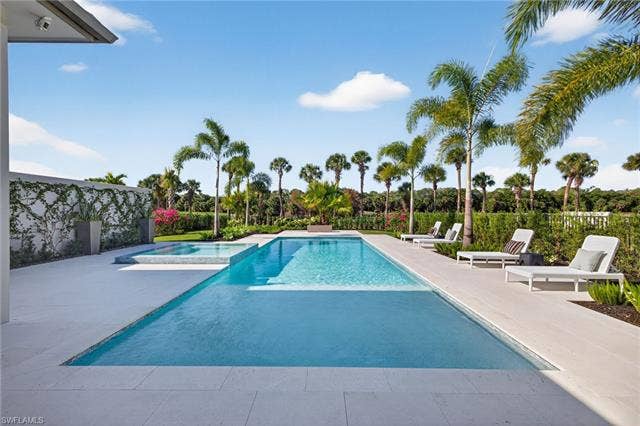 19062 Via Messina Way, Miromar Lakes, FL 33913 Pool