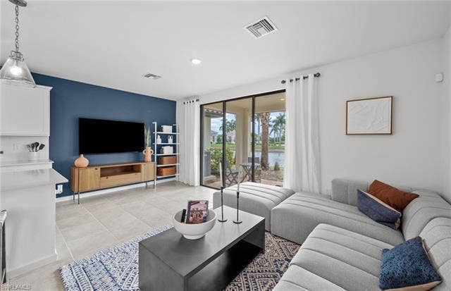 1558 Lake Jessup Cir, Cape Coral, FL 33909 Rowan staged Model.