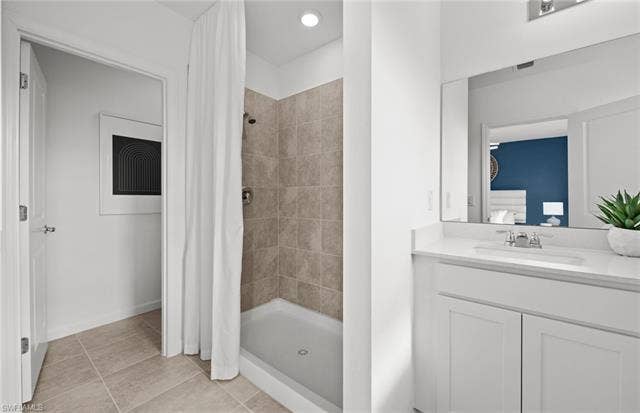1558 Lake Jessup Cir, Cape Coral, FL 33909 Rowan staged Model.
