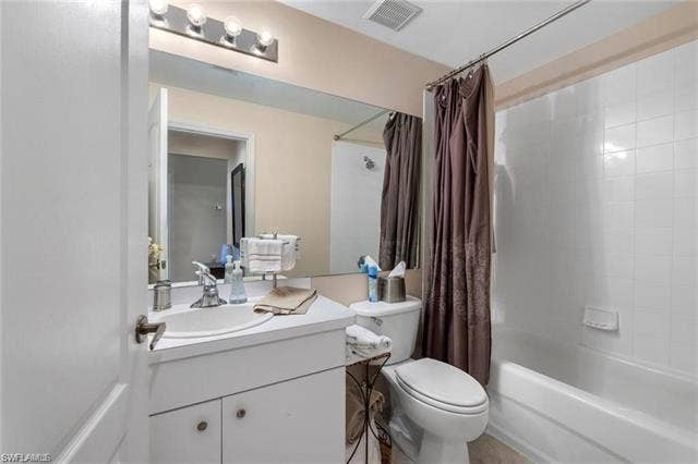 21301 Lancaster Run, #827, Estero, FL 33928 21301 Lancaster Run, #827, Estero, FL 33928