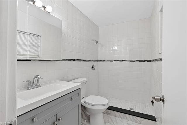 2055 Maravilla Cir, Fort Myers, FL 33901 2055 Maravilla Cir, Fort Myers, FL 33901