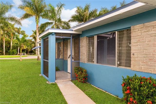 2055 Maravilla Cir, Fort Myers, FL 33901 2055 Maravilla Cir, Fort Myers, FL 33901