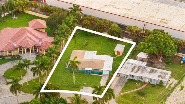 2055 Maravilla Cir, Fort Myers, FL 33901 2055 Maravilla Cir, Fort Myers, FL 33901