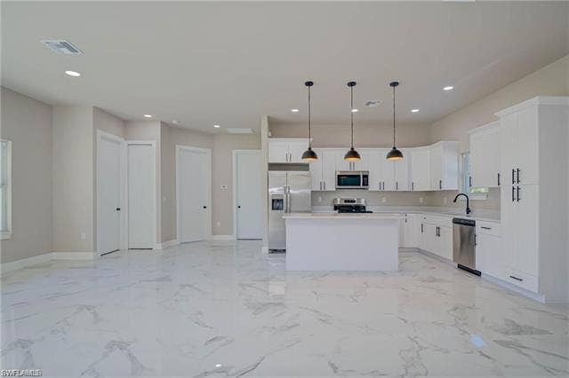 2023 Robert Ave, Alva, FL 33920 2023 Robert Ave, Alva, FL 33920