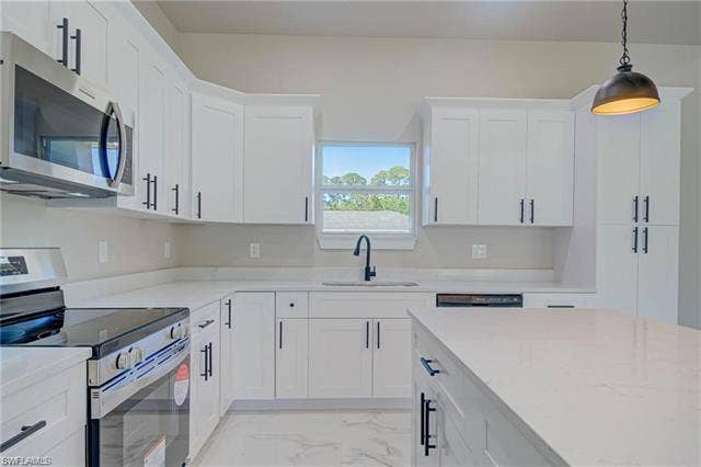 2023 Robert Ave, Alva, FL 33920 2023 Robert Ave, Alva, FL 33920