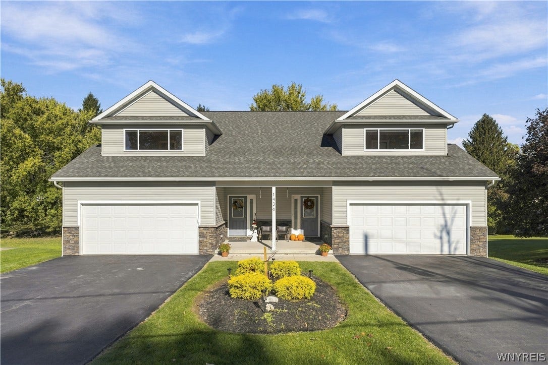 1436 Seneca Creek Road, West Seneca, NY 14224