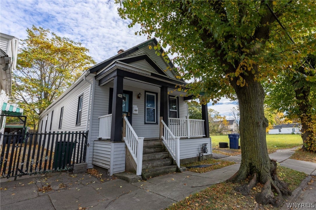 241 Madison Street, Buffalo, NY 14206, East Side