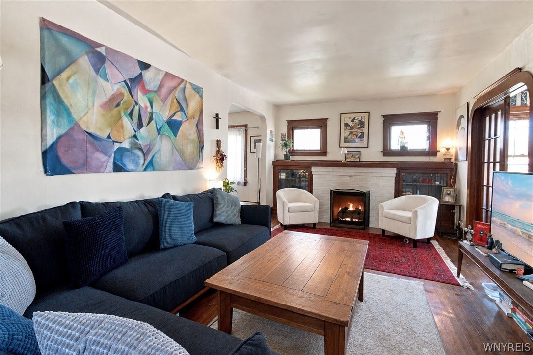 123 Esser Avenue, Buffalo, NY 14207, Riverside