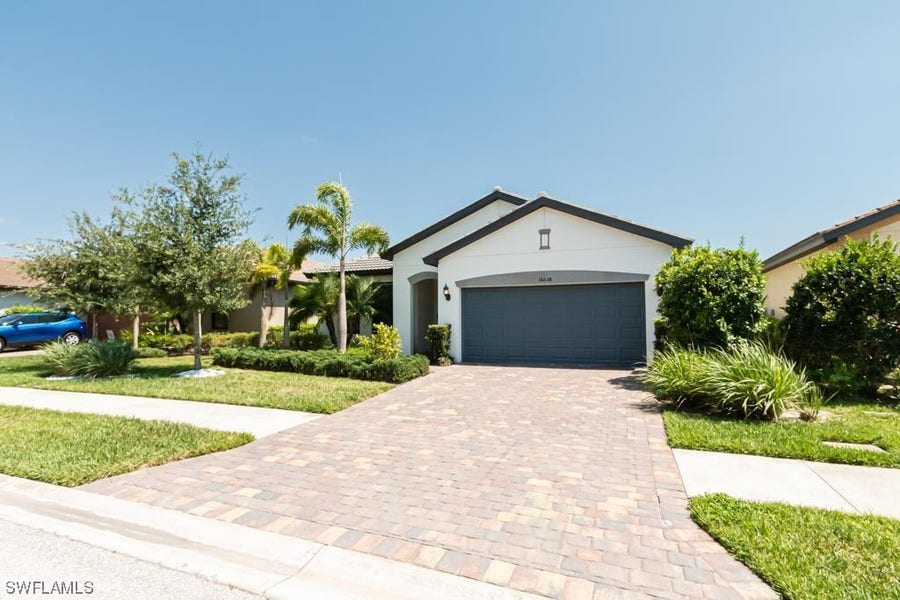Property photo for 16038 Mistflower Drive, Alva, FL