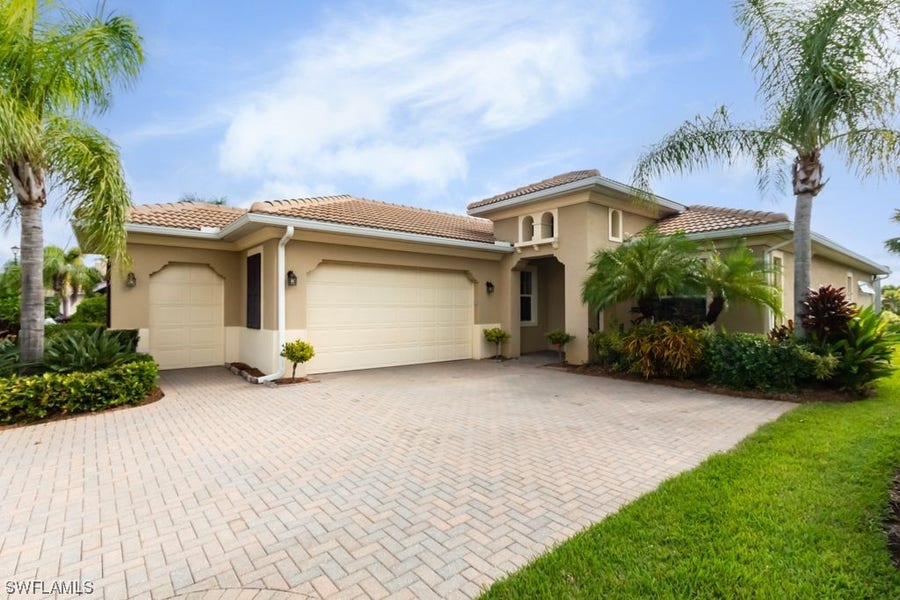 Property photo for 10517 Carena Circle, Fort Myers, FL