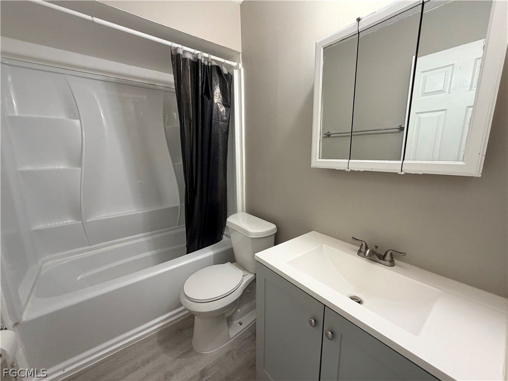 823 Gleason Parkway, #2, Cape Coral, FL 33914 823 Gleason Parkway, #2, Cape Coral, FL 33914