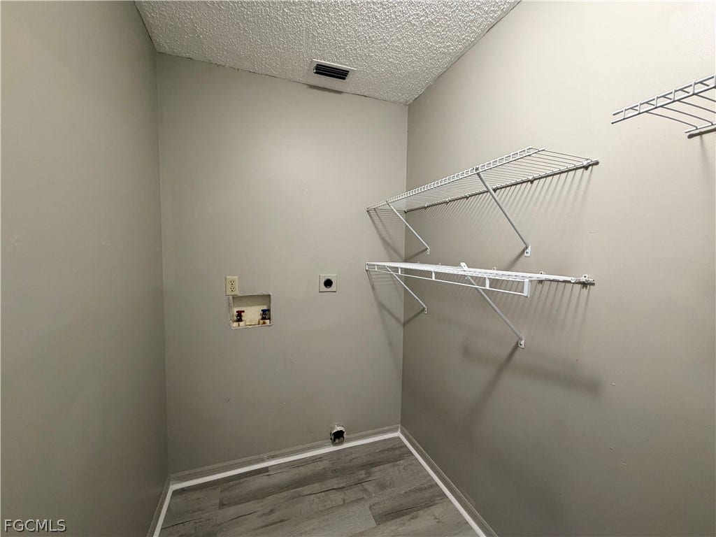 823 Gleason Parkway, #2, Cape Coral, FL 33914 823 Gleason Parkway, #2, Cape Coral, FL 33914