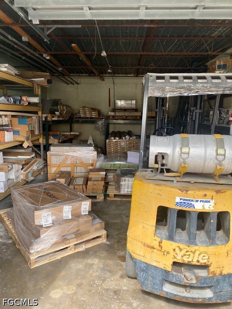 4529 Del Prado Boulevard S, Cape Coral, FL 33904 Left side warehouse