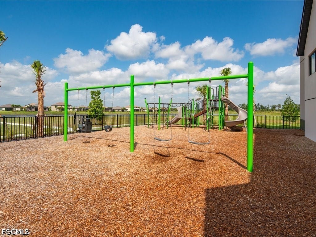 18262 Parksville Drive, Estero, FL 33928 18262 Parksville Drive, Estero, FL 33928