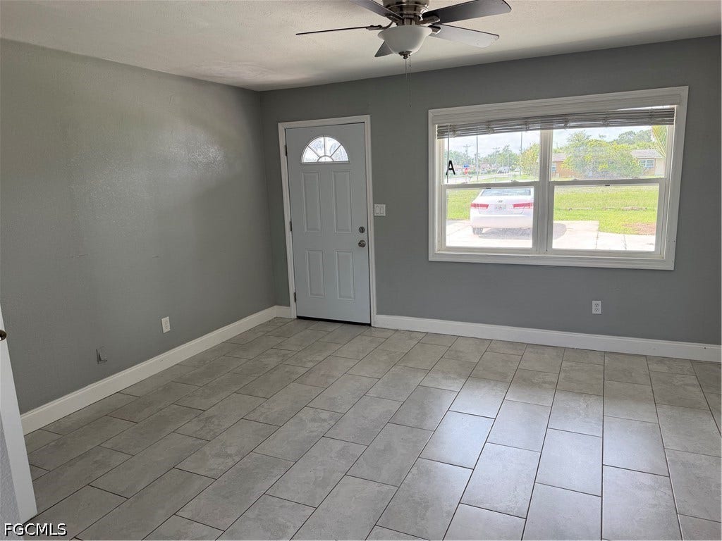 Lehigh Acres, FL 33936