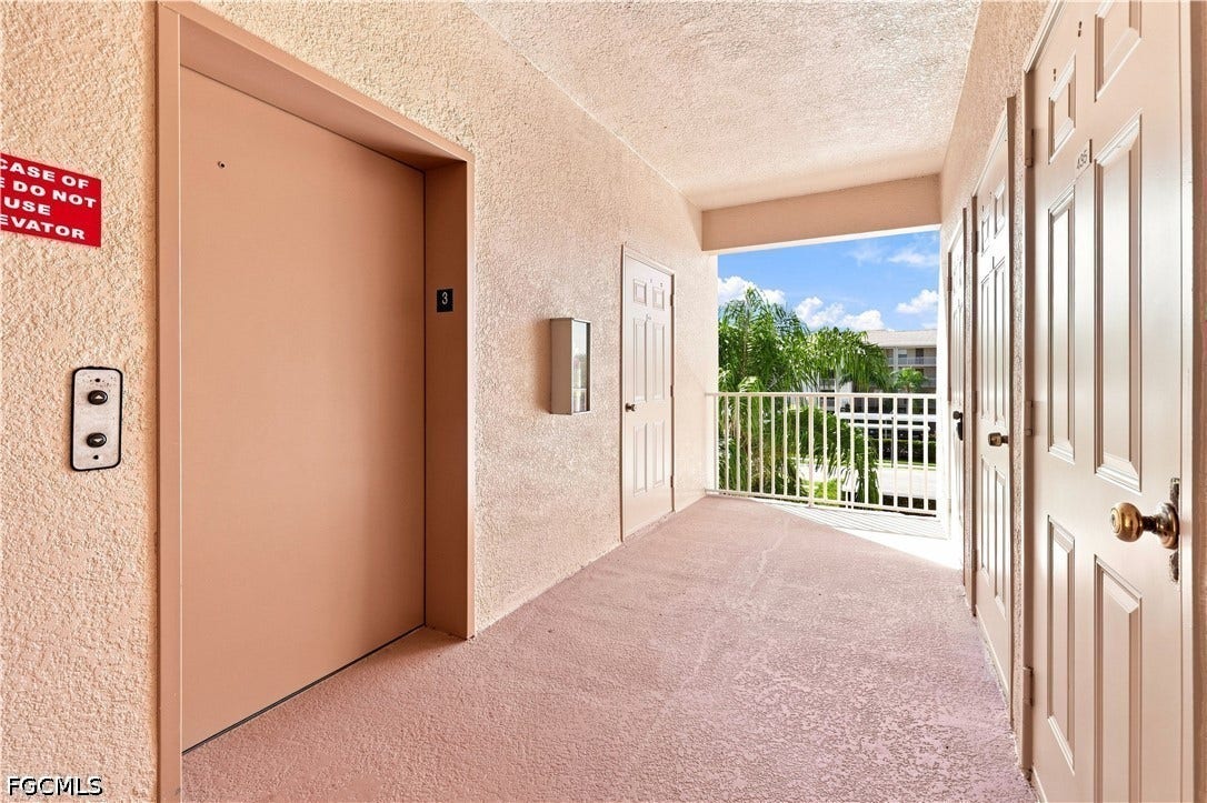 Common Elevator - parking space is close
