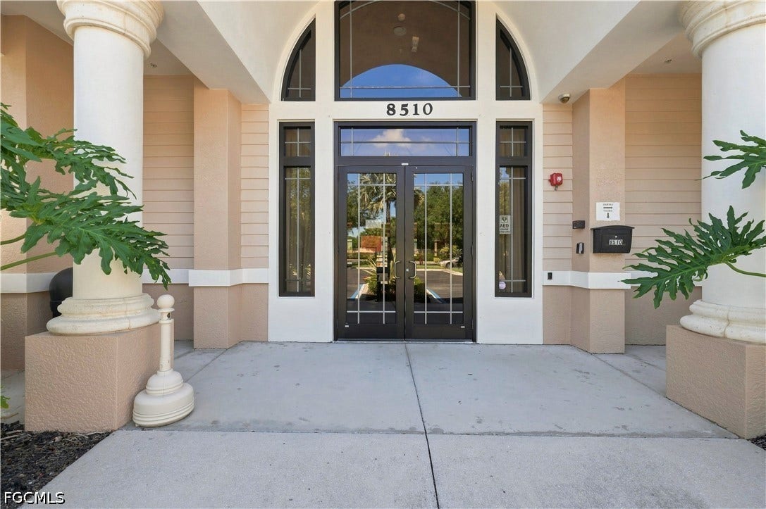 Clubhouse Entry