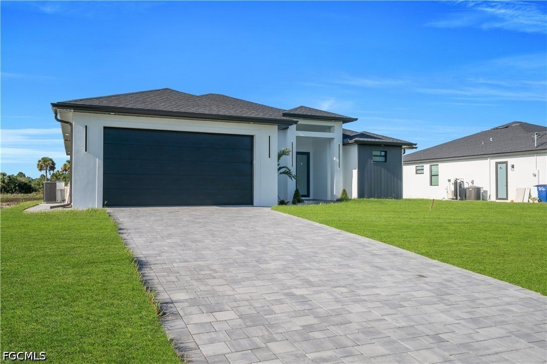 695 Whitmore Loop, Lehigh Acres, FL 33972