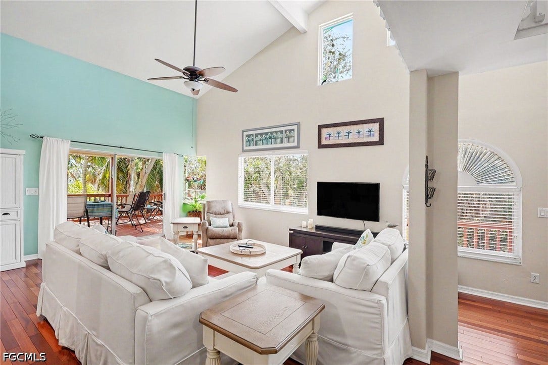 BLUE BAYOU B:  MAIN LIVING AREA.  CORNER WINDOW.  CLERESTORY SOUTHERN EXPOSURE WINDOWS BRING IN THE LIGHT.