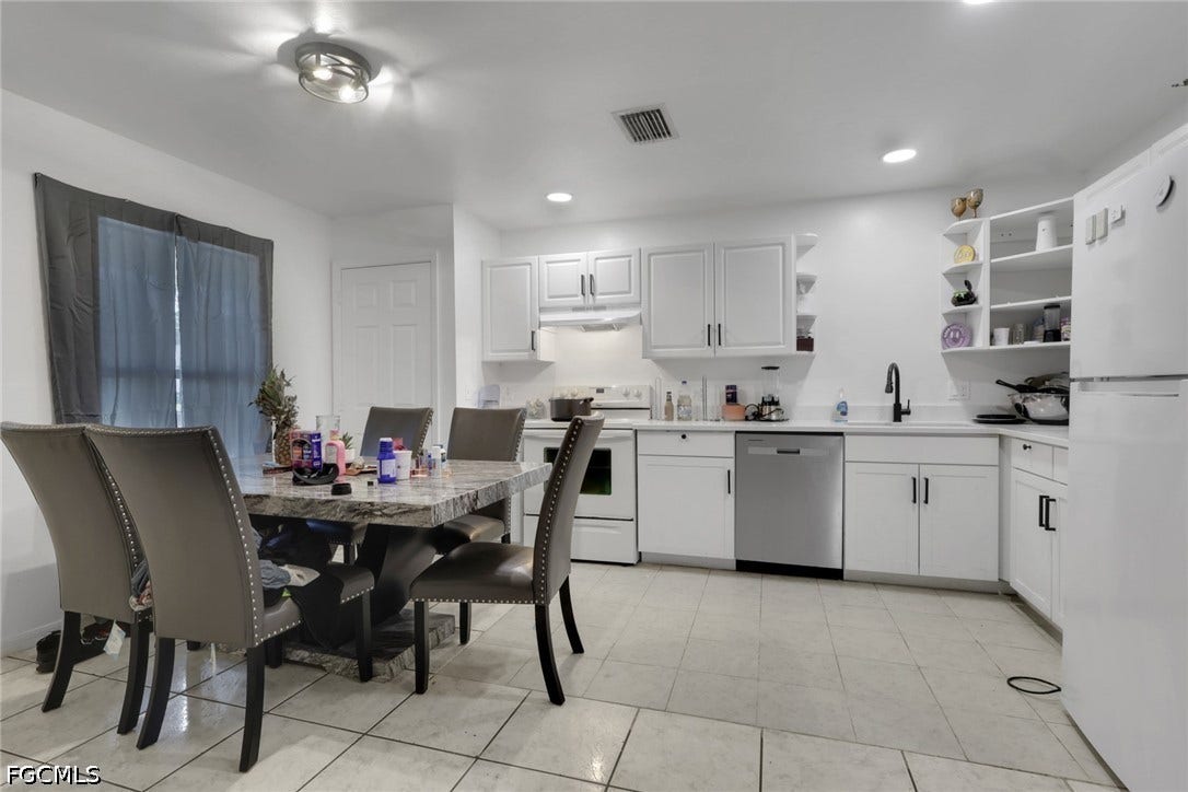 4733/4735 30th Street SW, Lehigh Acres, FL 33973