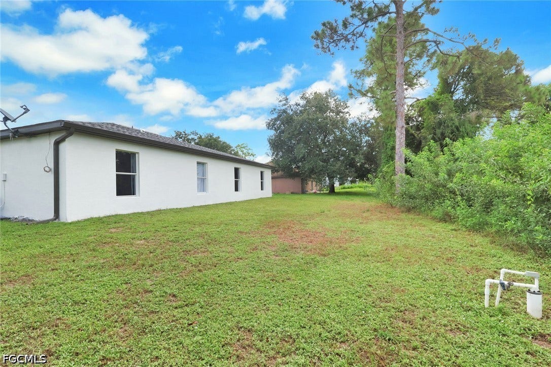 4733/4735 30th Street SW, Lehigh Acres, FL 33973