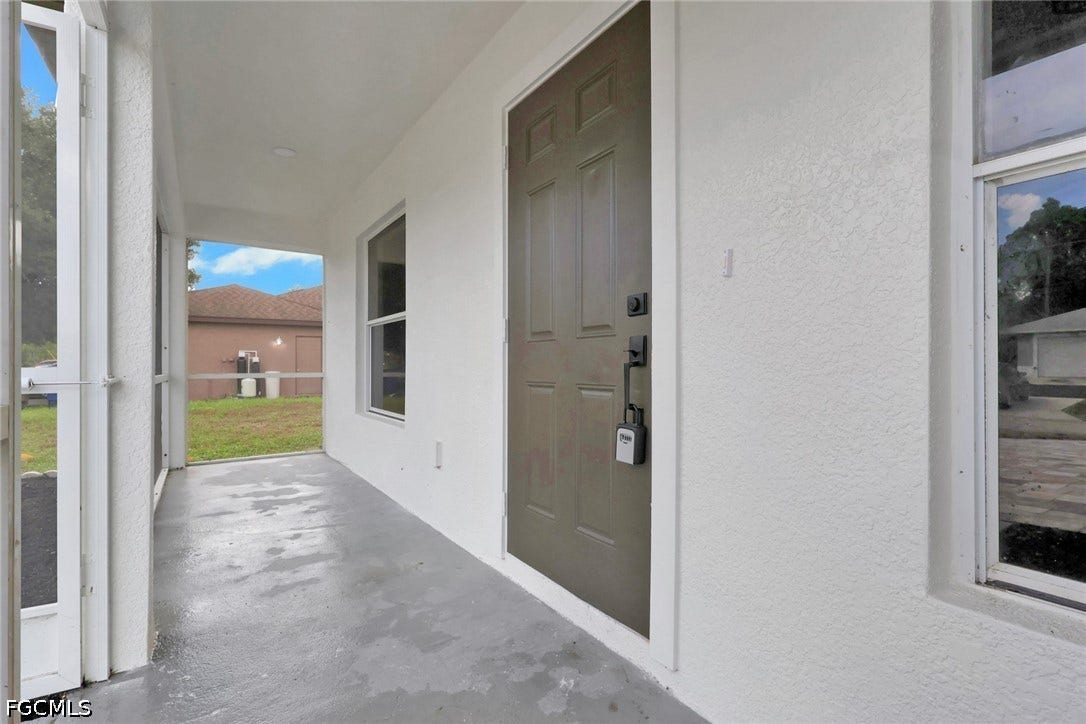 4733/4735 30th Street SW, Lehigh Acres, FL 33973