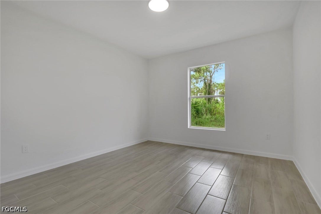 4733/4735 30th Street SW, Lehigh Acres, FL 33973