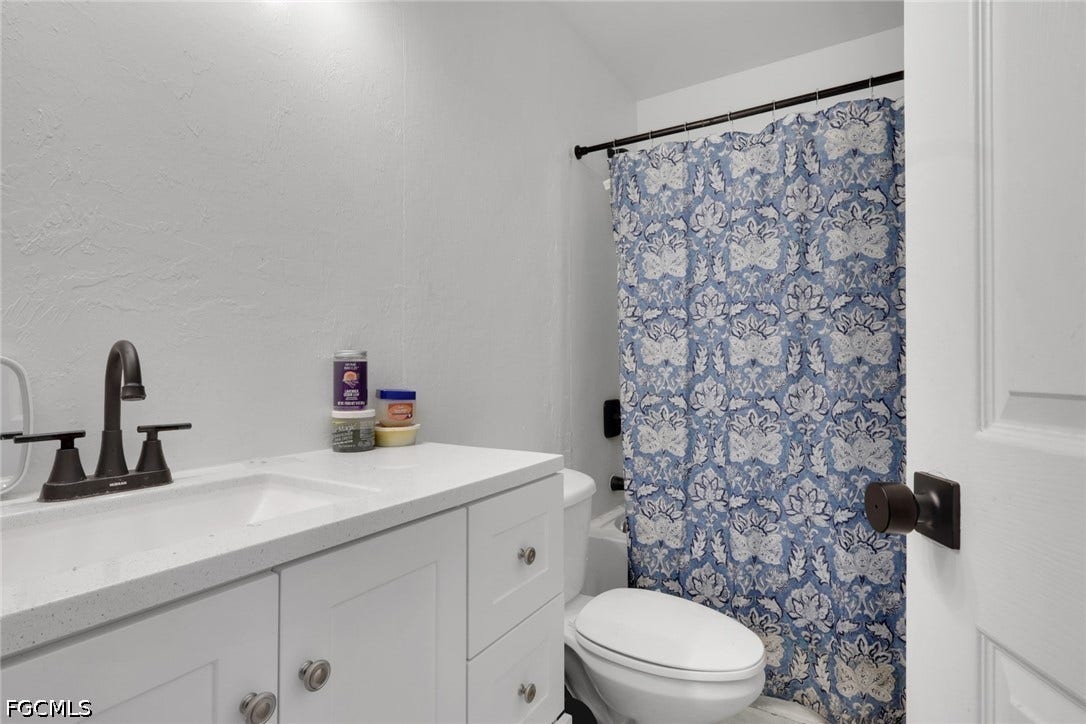 4733/4735 30th Street SW, Lehigh Acres, FL 33973