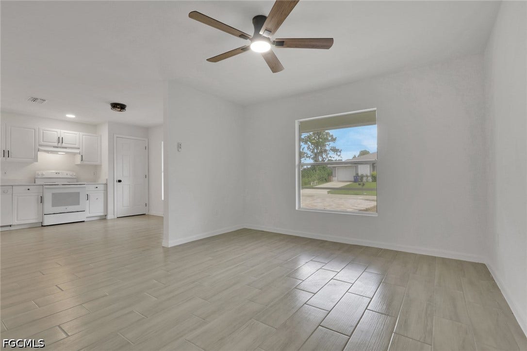 4733/4735 30th Street SW, Lehigh Acres, FL 33973