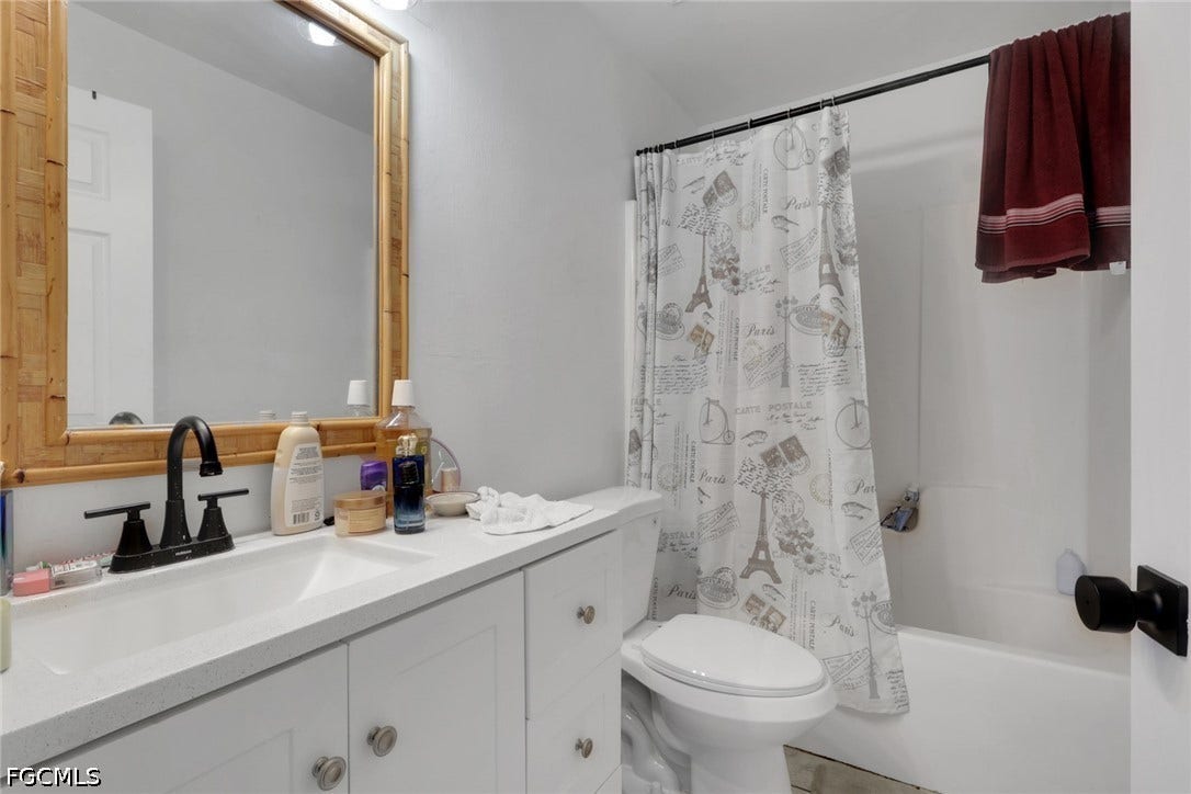 4733/4735 30th Street SW, Lehigh Acres, FL 33973