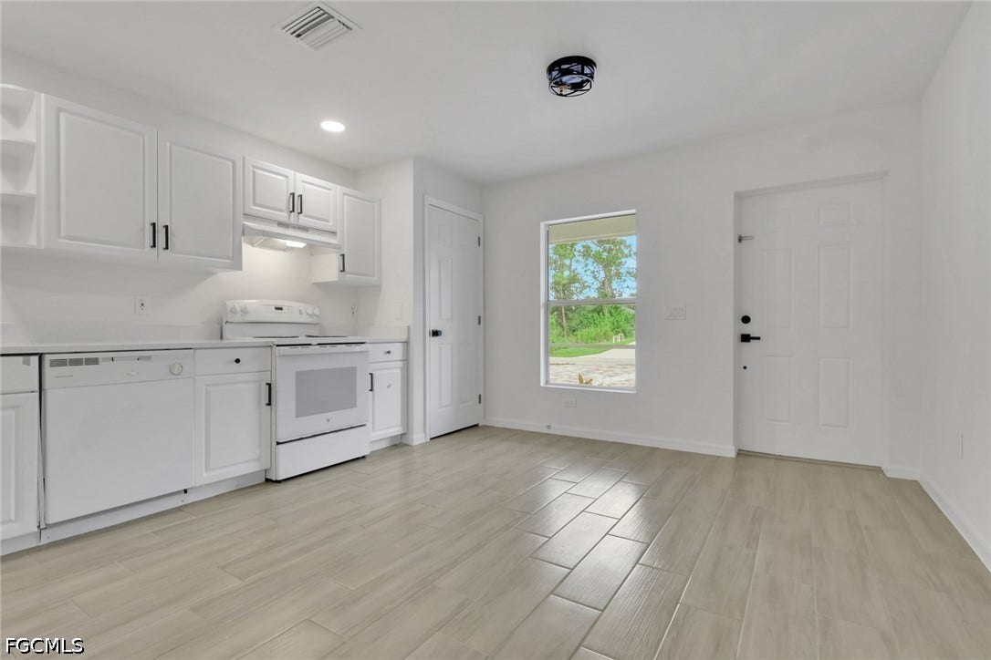 4733/4735 30th Street SW, Lehigh Acres, FL 33973