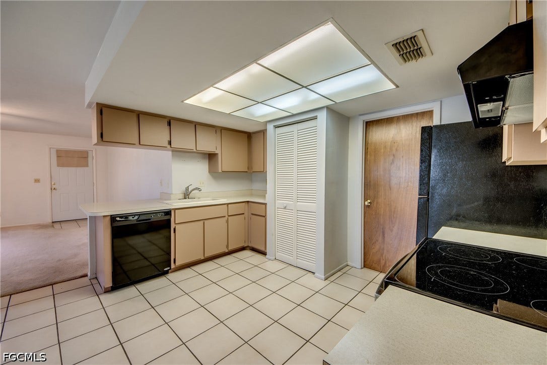 3421/3423 Skyline Boulevard, Cape Coral, FL 33914
