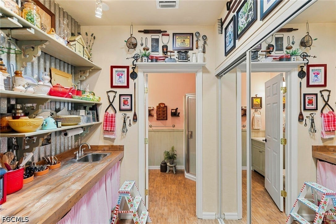 1538 McGregor Reserve Drive, Fort Myers, FL 33901 1538 McGregor Reserve Drive, Fort Myers, FL 33901
