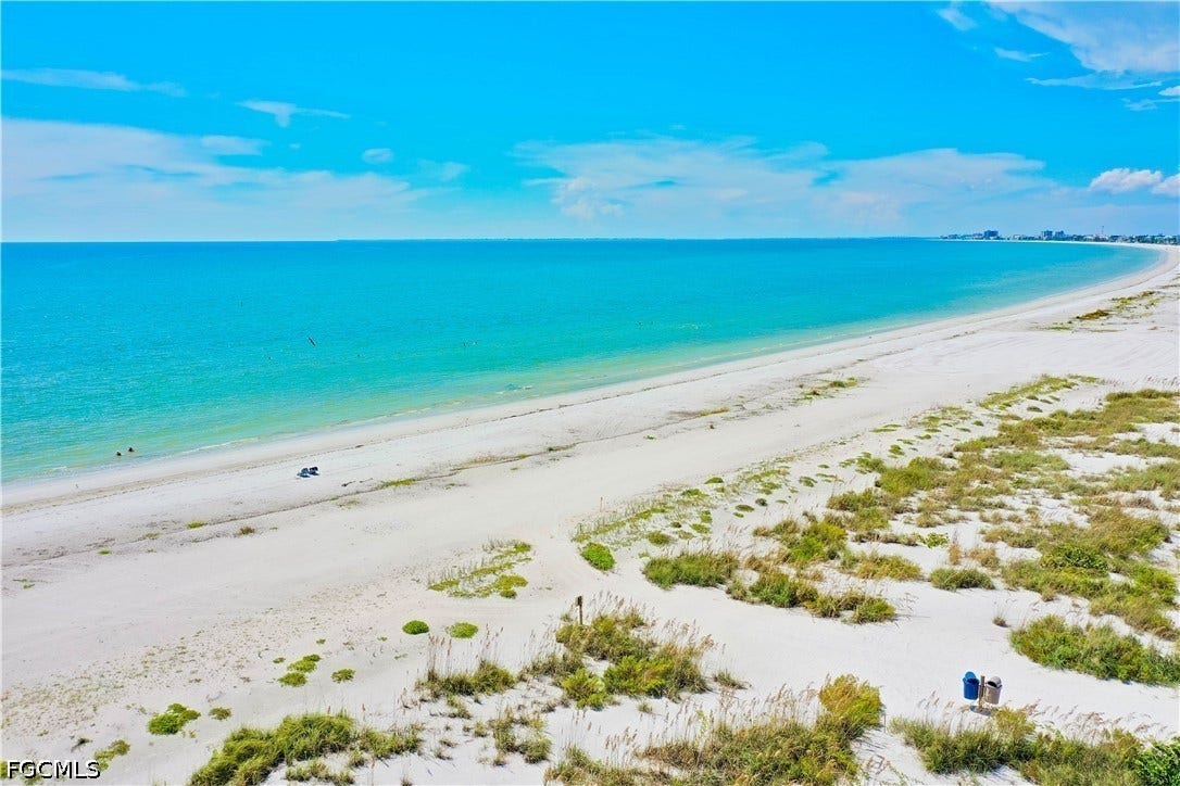6053/6055 Gulf Road, Fort Myers Beach, FL 33931 6053/6055 Gulf Road, Fort Myers Beach, FL 33931