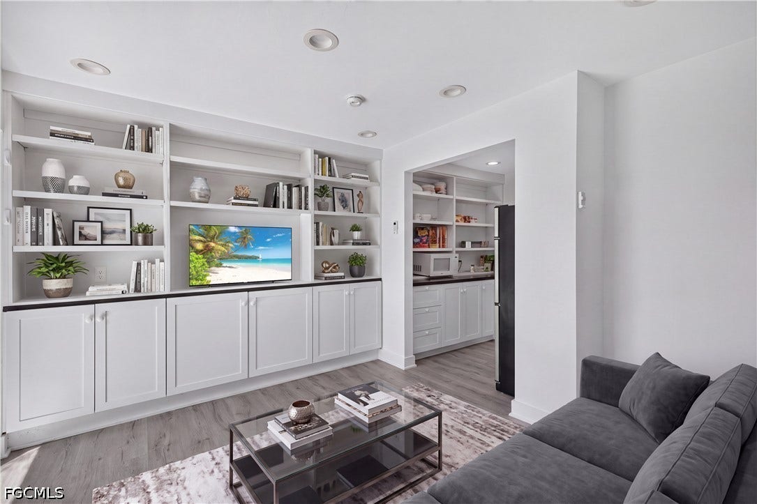 817/825 Julia Street, Fort Myers, FL 33916 Virtually Staged