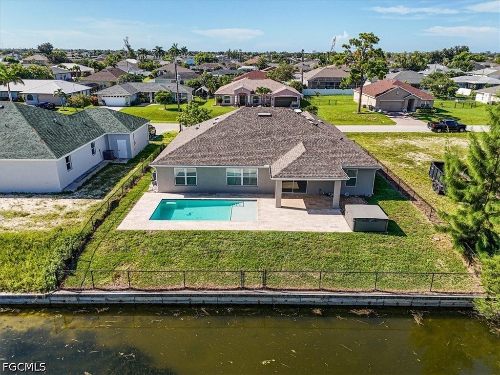 529 SW 26th Terrace, Cape Coral, FL 33914 529 SW 26th Terrace, Cape Coral, FL 33914