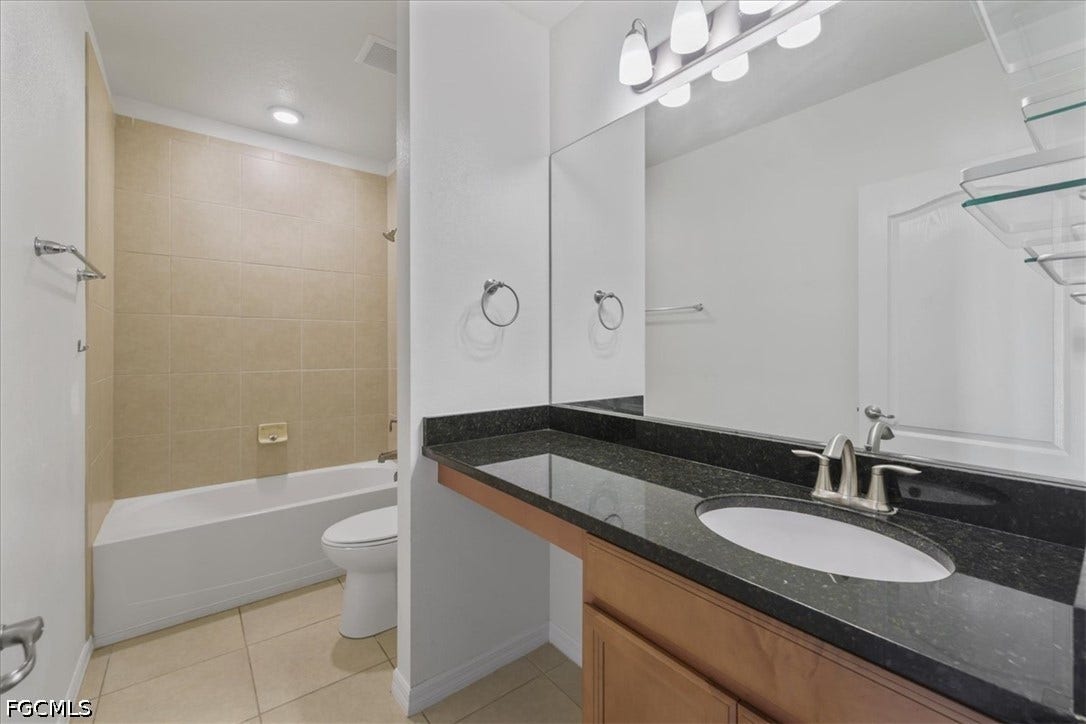 529 SW 26th Terrace, Cape Coral, FL 33914 529 SW 26th Terrace, Cape Coral, FL 33914